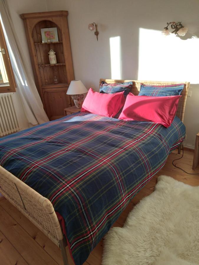Le Fied Les Dames De La Saugiat B&B 외부 사진