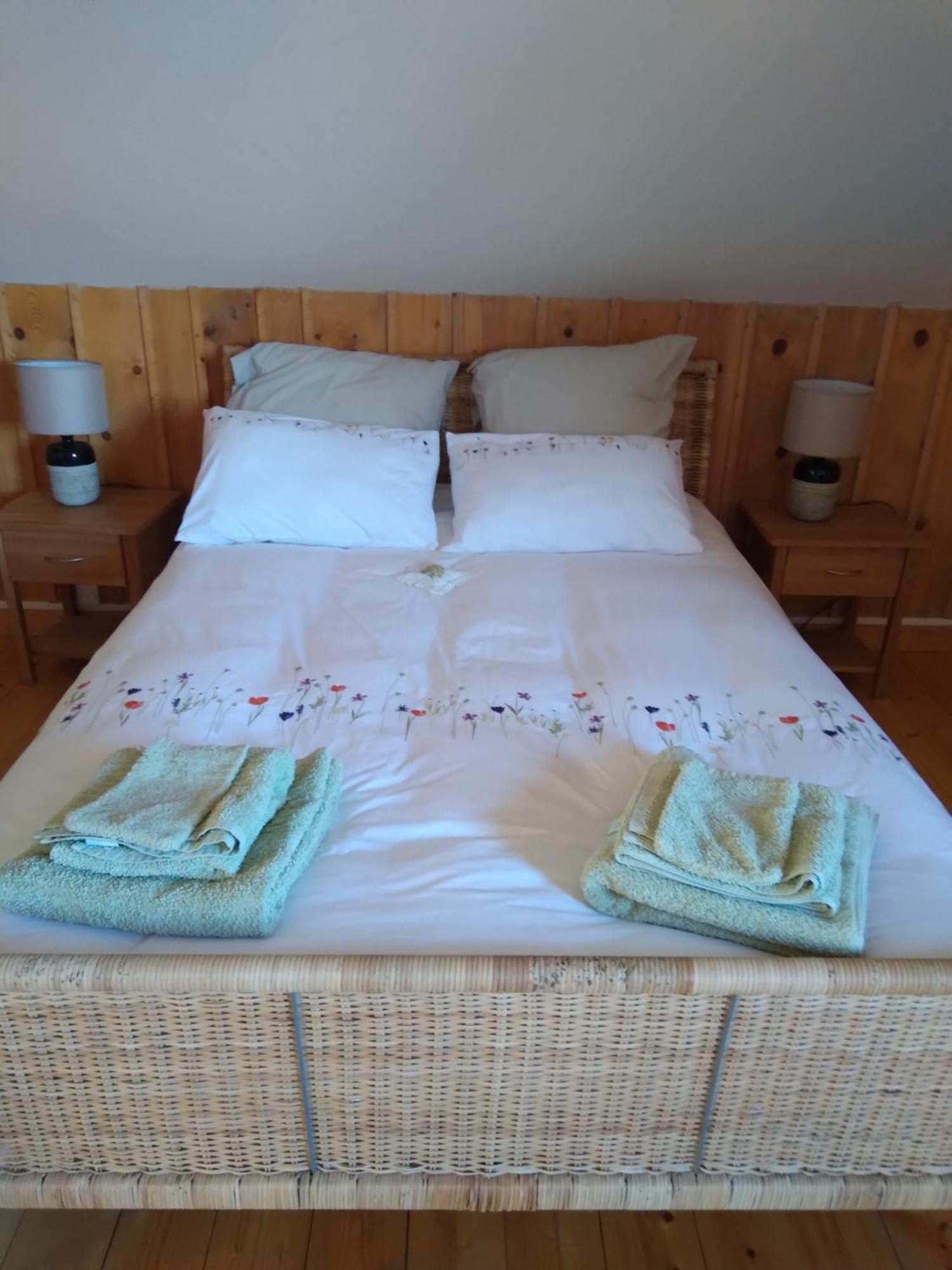 Le Fied Les Dames De La Saugiat B&B 외부 사진
